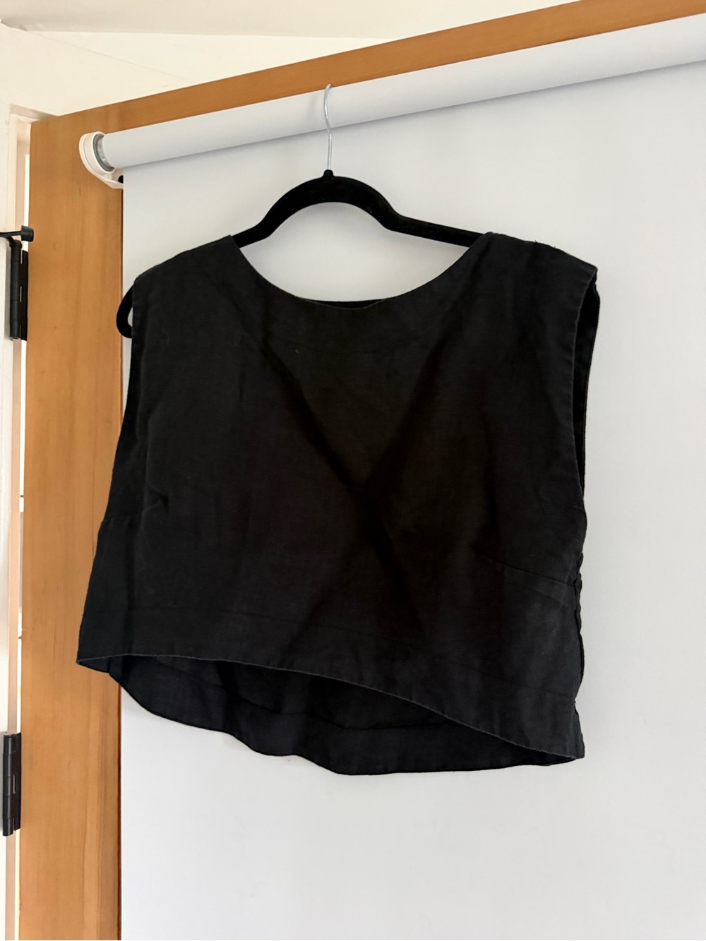 Posse Black Sleeveless Boxy Crop Tank